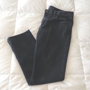 Banana Republic Traveler gray jeans size 33x32